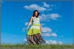 GreenDress-Grass-01-_MJR5101.jpg